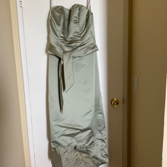 Two-Piece Formal Wear - Picture 6 of 6